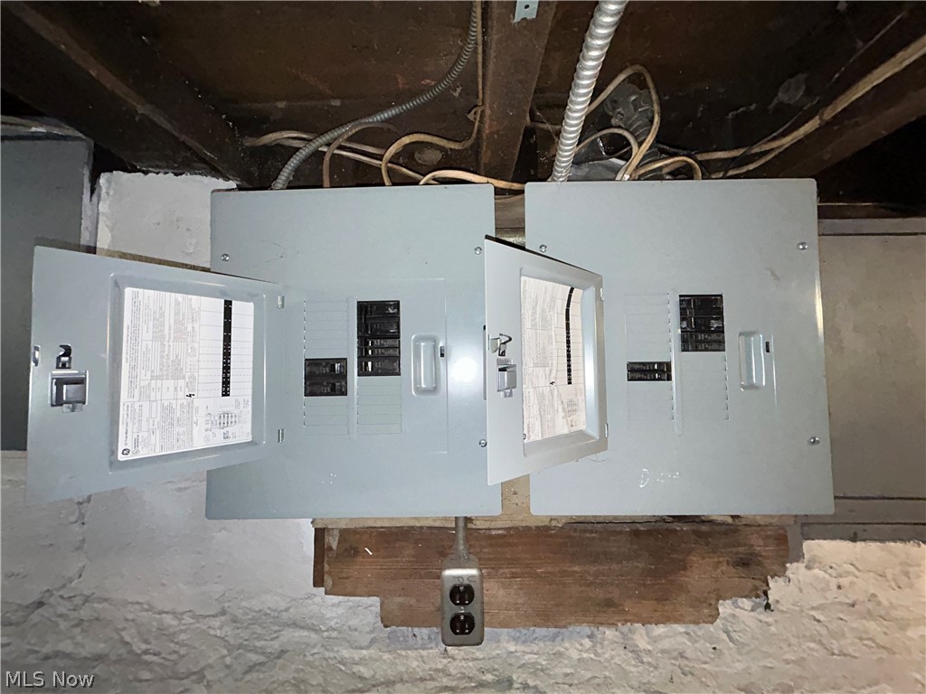 1764 E 33rd Street Cleveland OH 44114