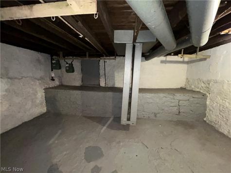 1764 E 33rd Street Cleveland OH 44114