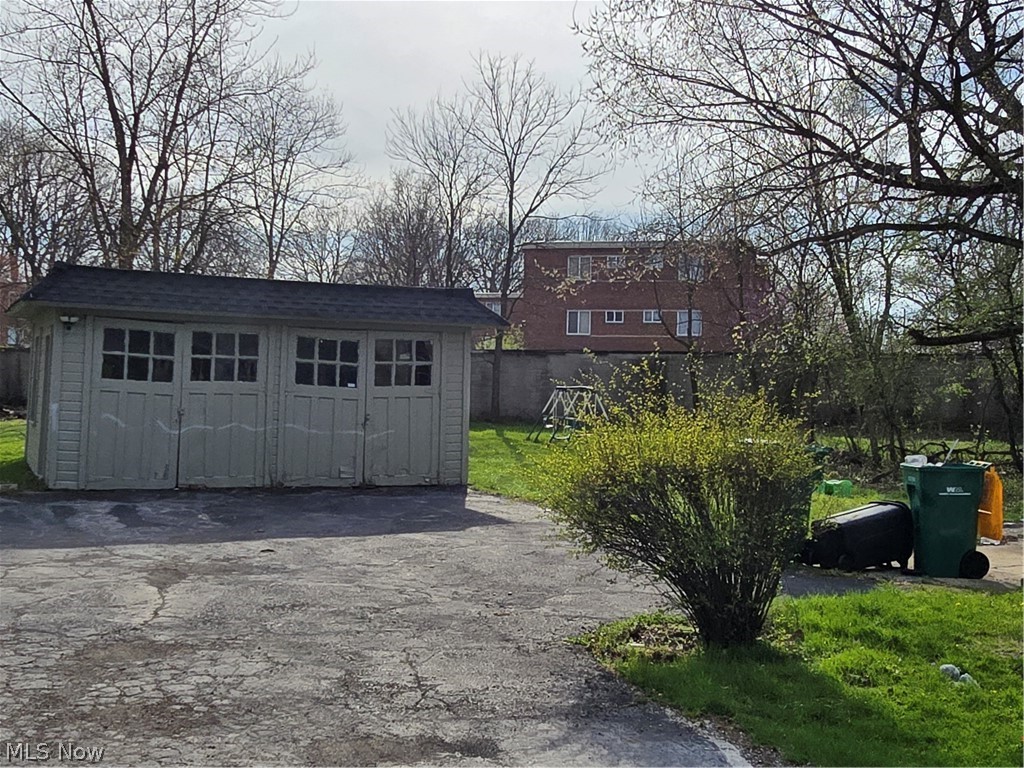 14510 Granger Road Maple Heights OH 44137