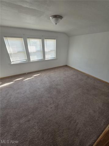 4902 E 109th Street Garfield Heights OH 44125
