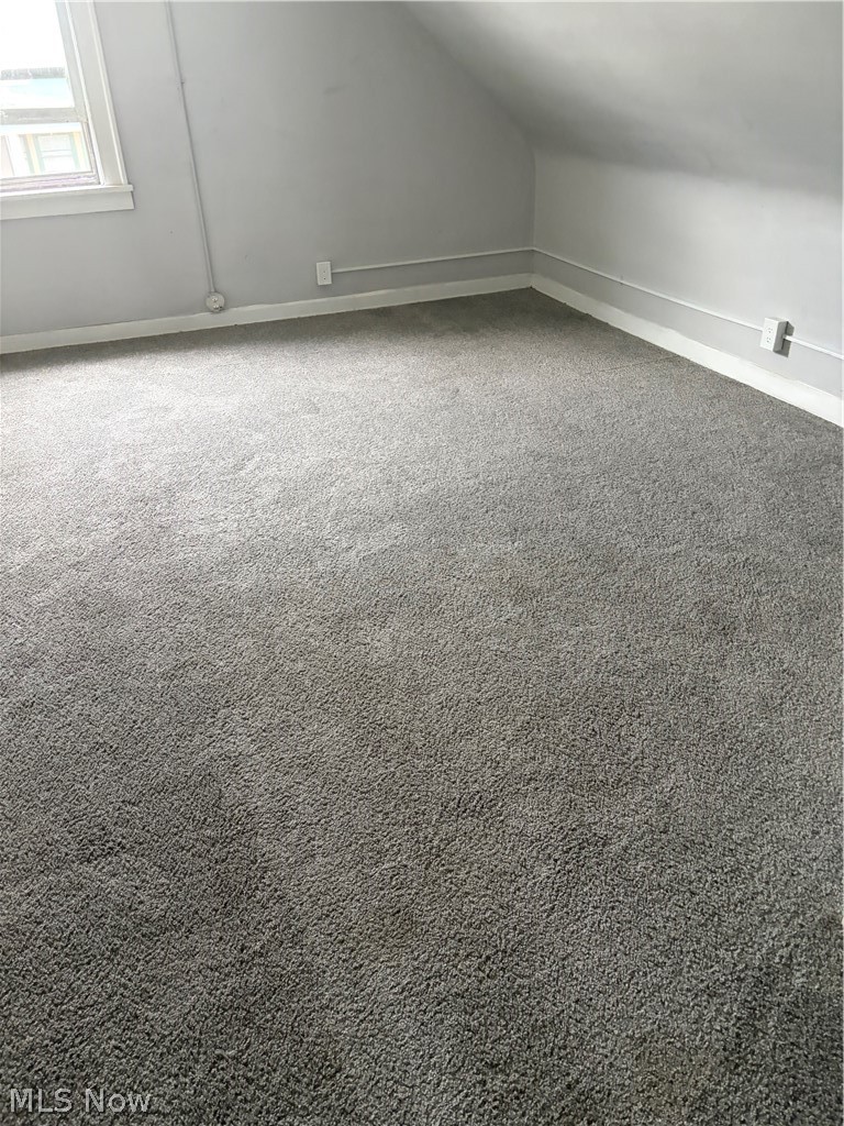 11805 Iowa Avenue Cleveland OH 44108