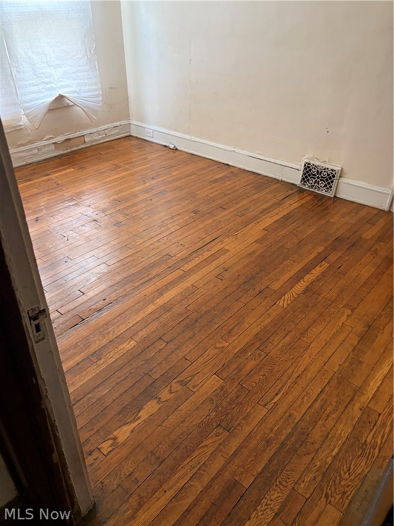 11805 Iowa Avenue Cleveland OH 44108