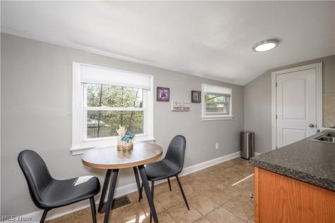 1718 - 1720 Newberry Street Cuyahoga Falls OH 44221