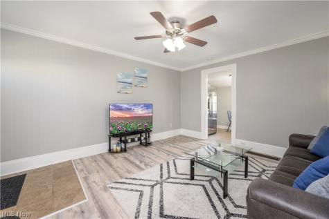 1718 - 1720 Newberry Street Cuyahoga Falls OH 44221