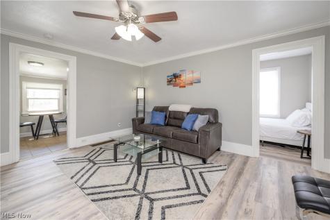 1718 - 1720 Newberry Street Cuyahoga Falls OH 44221