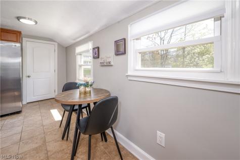 1718 - 1720 Newberry Street Cuyahoga Falls OH 44221