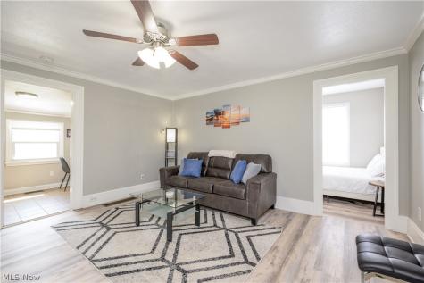 1718 - 1720 Newberry Street Cuyahoga Falls OH 44221