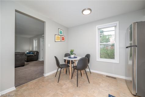 1718 - 1720 Newberry Street Cuyahoga Falls OH 44221
