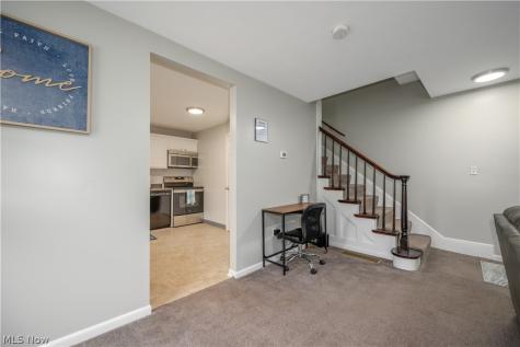 1718 - 1720 Newberry Street Cuyahoga Falls OH 44221