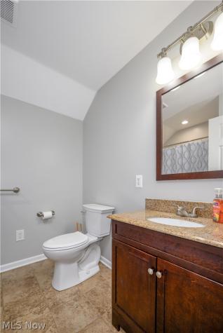 1718 - 1720 Newberry Street Cuyahoga Falls OH 44221