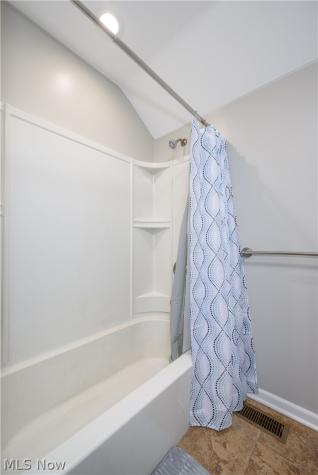 1718 - 1720 Newberry Street Cuyahoga Falls OH 44221