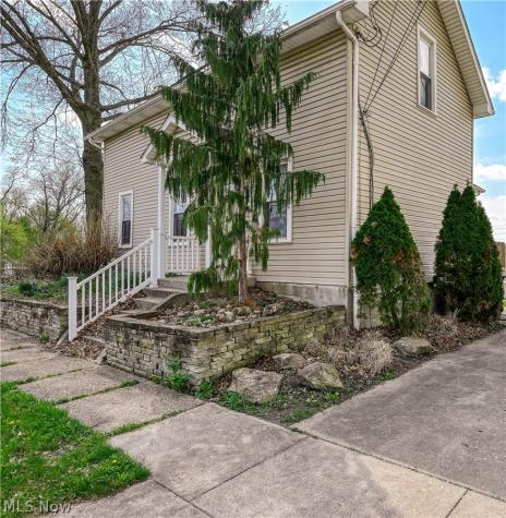1718 - 1720 Newberry Street Cuyahoga Falls OH 44221