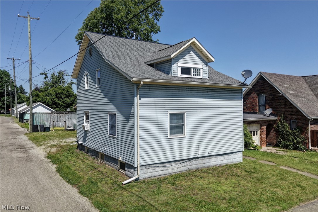 110 8th Street SW New Philadelphia OH 44663