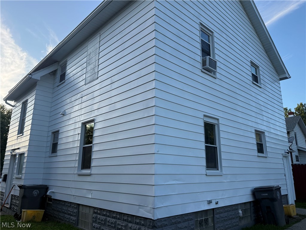 43 Manchester Avenue Youngstown OH 44509