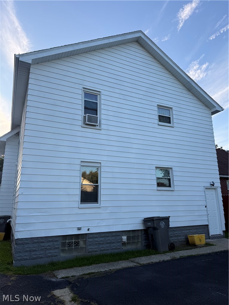 43 Manchester Avenue Youngstown OH 44509