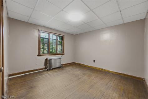 1704 Yale Avenue NW Canton OH 44703