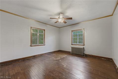 1704 Yale Avenue NW Canton OH 44703