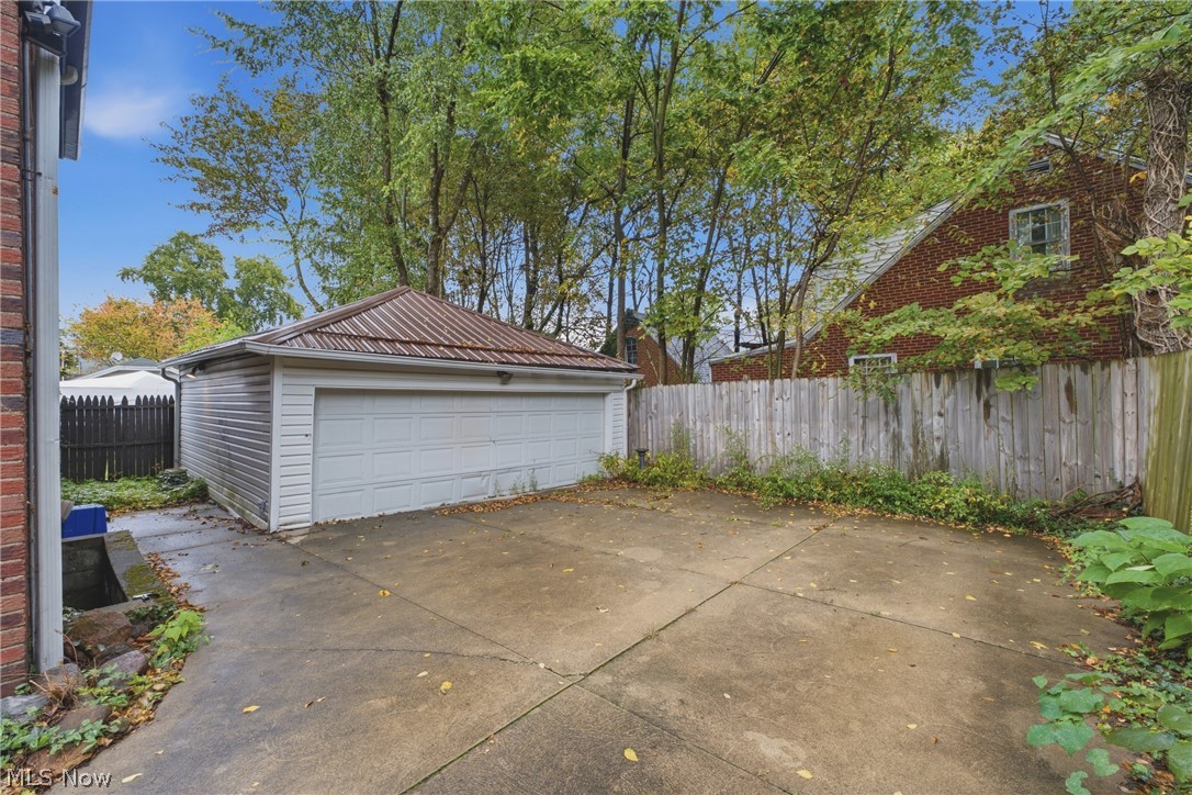 1704 Yale Avenue NW Canton OH 44703