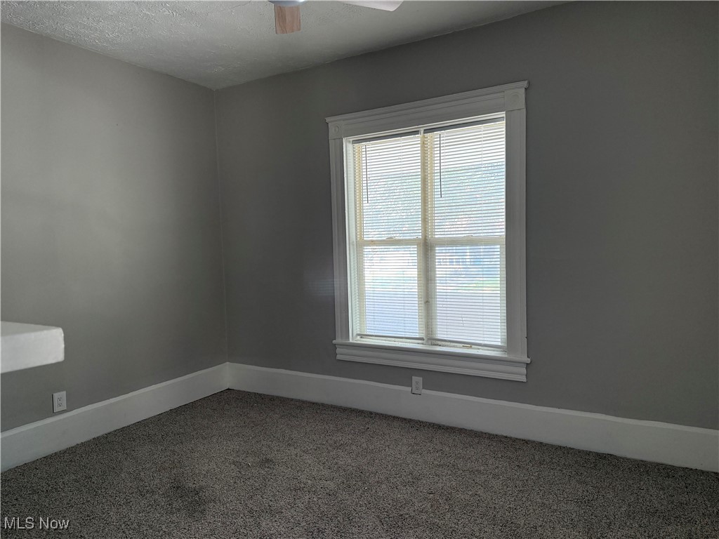 2066 W 81st Street Cleveland OH 44102