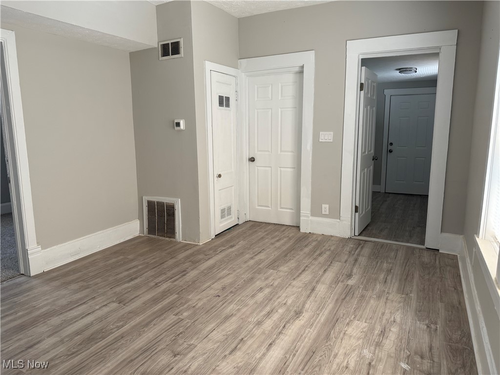 2066 W 81st Street Cleveland OH 44102
