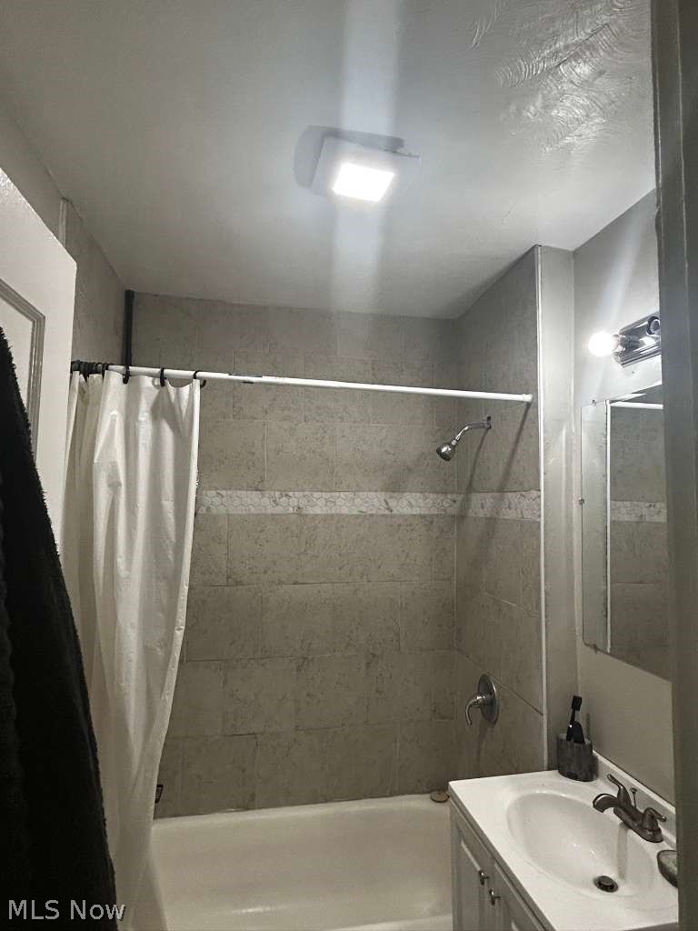 3963 E 123rd Street Cleveland OH 44105
