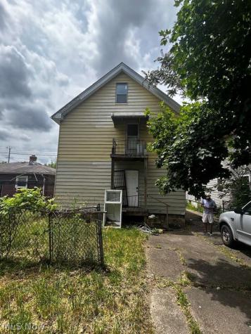 3963 E 123rd Street Cleveland OH 44105