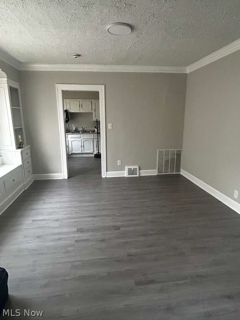 3963 E 123rd Street Cleveland OH 44105