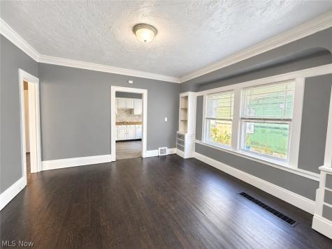 3598 E 143rd Street Cleveland OH 44120