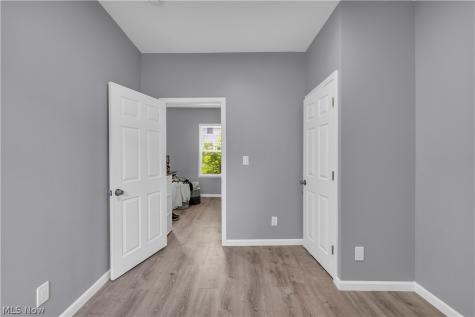 3429 E 65th Street Cleveland OH 44127
