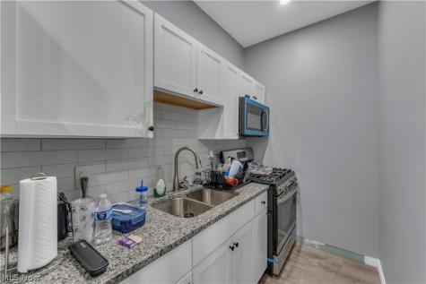 3429 E 65th Street Cleveland OH 44127