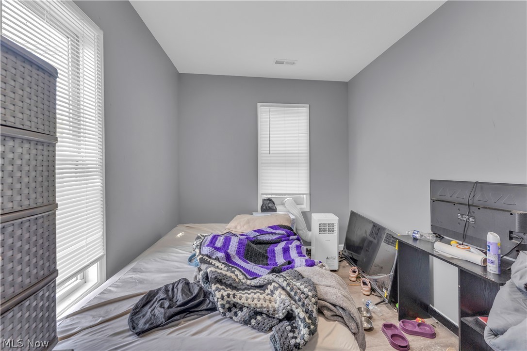 3429 E 65th Street Cleveland OH 44127