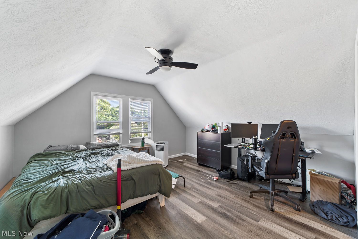 2102 Quail Street Lakewood OH 44107