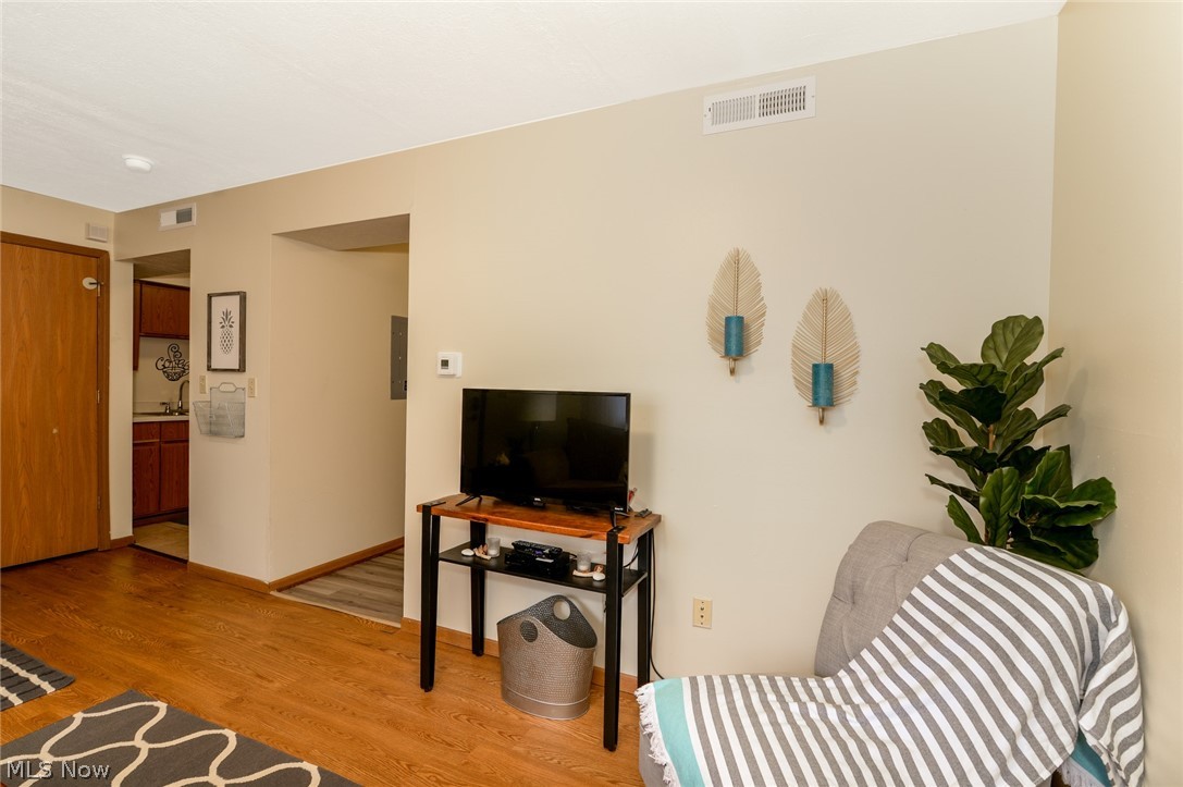 709 & 717 Carroll Street Akron OH 44304