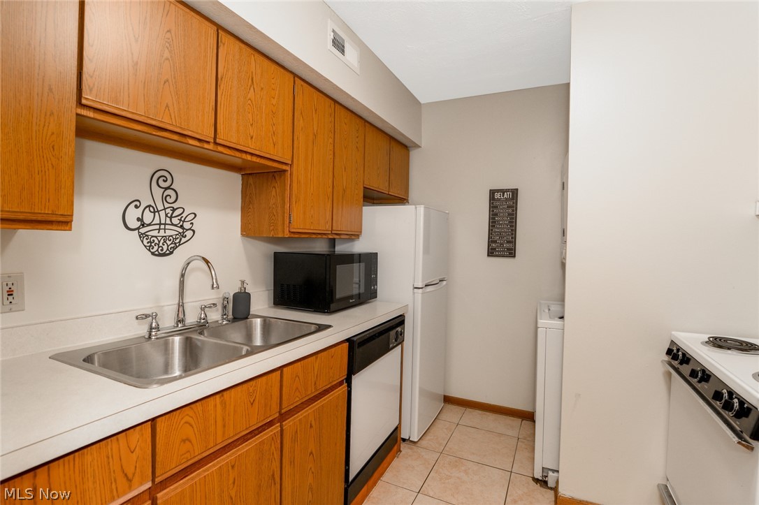 709 & 717 Carroll Street Akron OH 44304