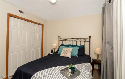 709 & 717 Carroll Street Akron OH 44304