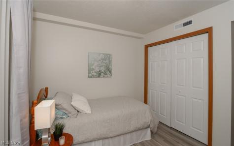 709 & 717 Carroll Street Akron OH 44304