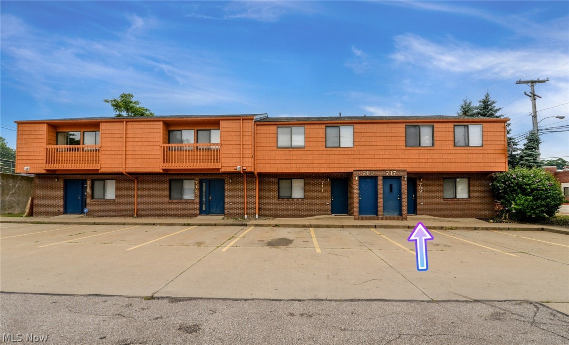 709 & 717 Carroll Street Akron OH 44304