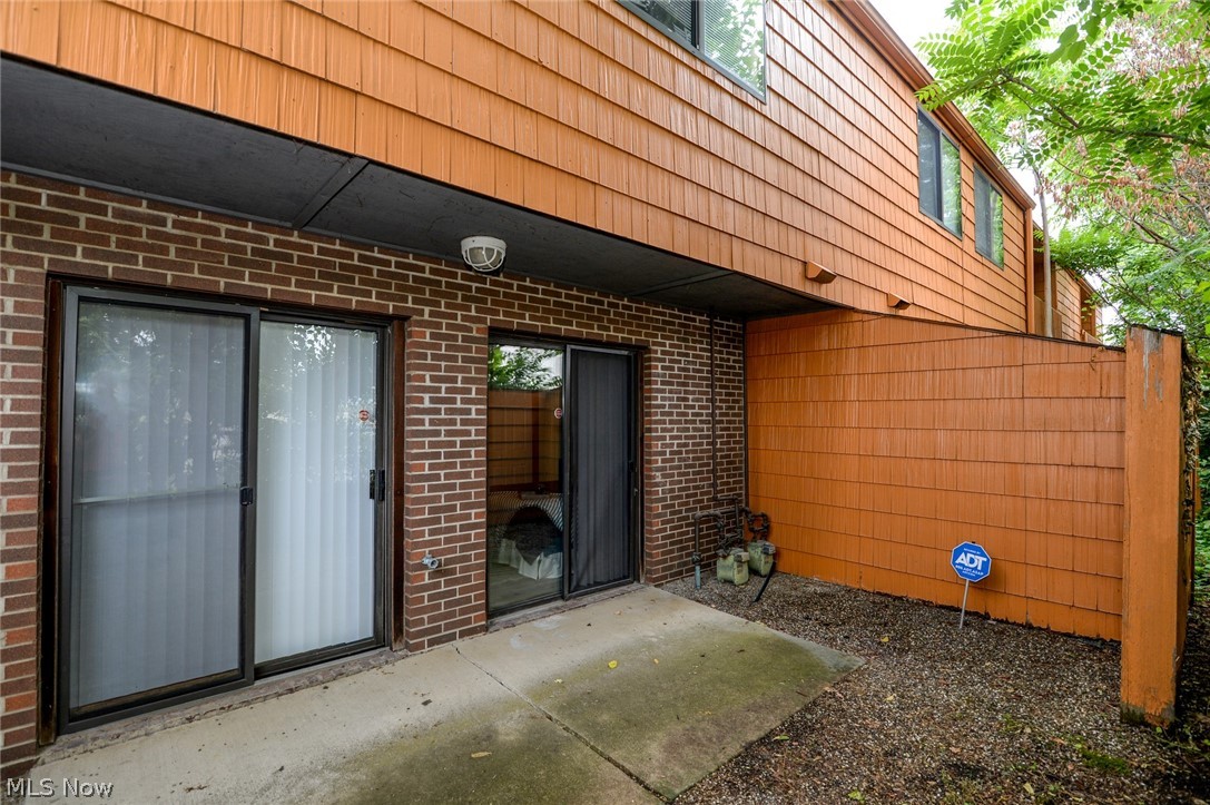 709 & 717 Carroll Street Akron OH 44304