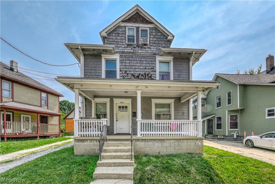 415 Allyn Street Akron OH 44304
