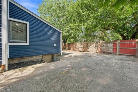 5714 Bridge Avenue Cleveland OH 44102