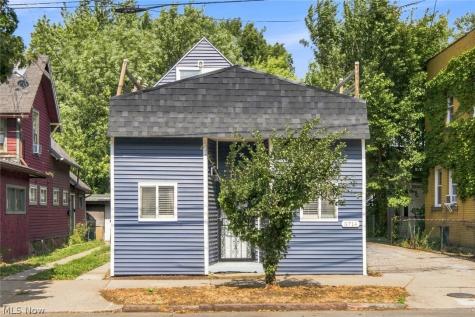 5714 Bridge Avenue Cleveland OH 44102