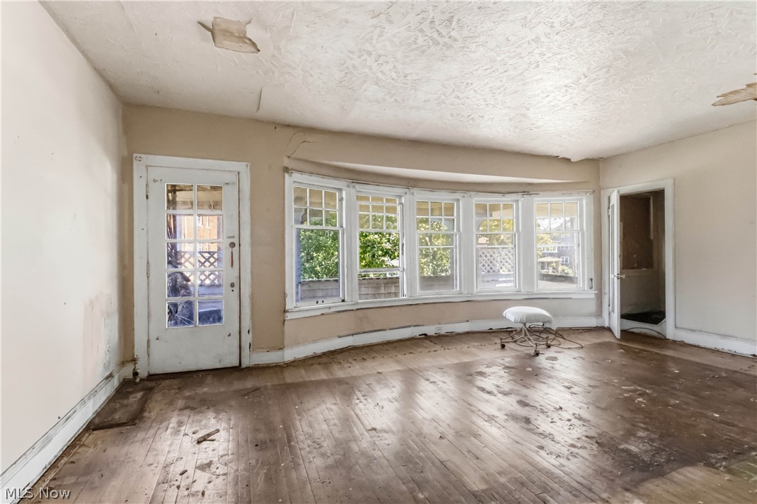 1516 Hillcrest Road Cleveland OH 44118