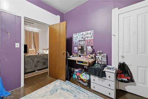 6701 Hope Avenue Cleveland OH 44102