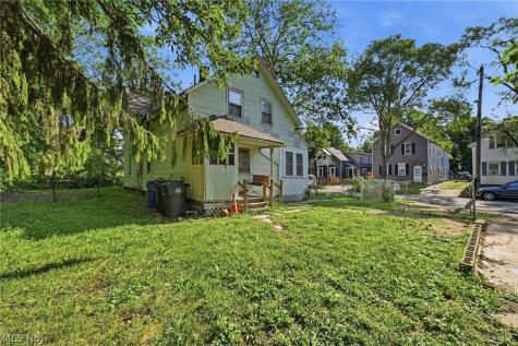 6701 Hope Avenue Cleveland OH 44102