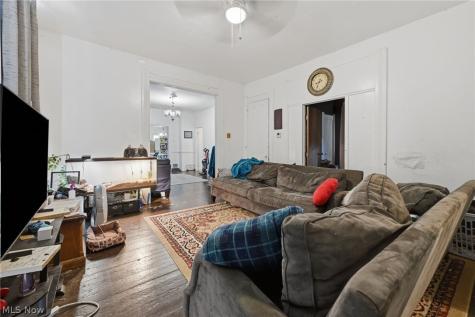 6701 Hope Avenue Cleveland OH 44102