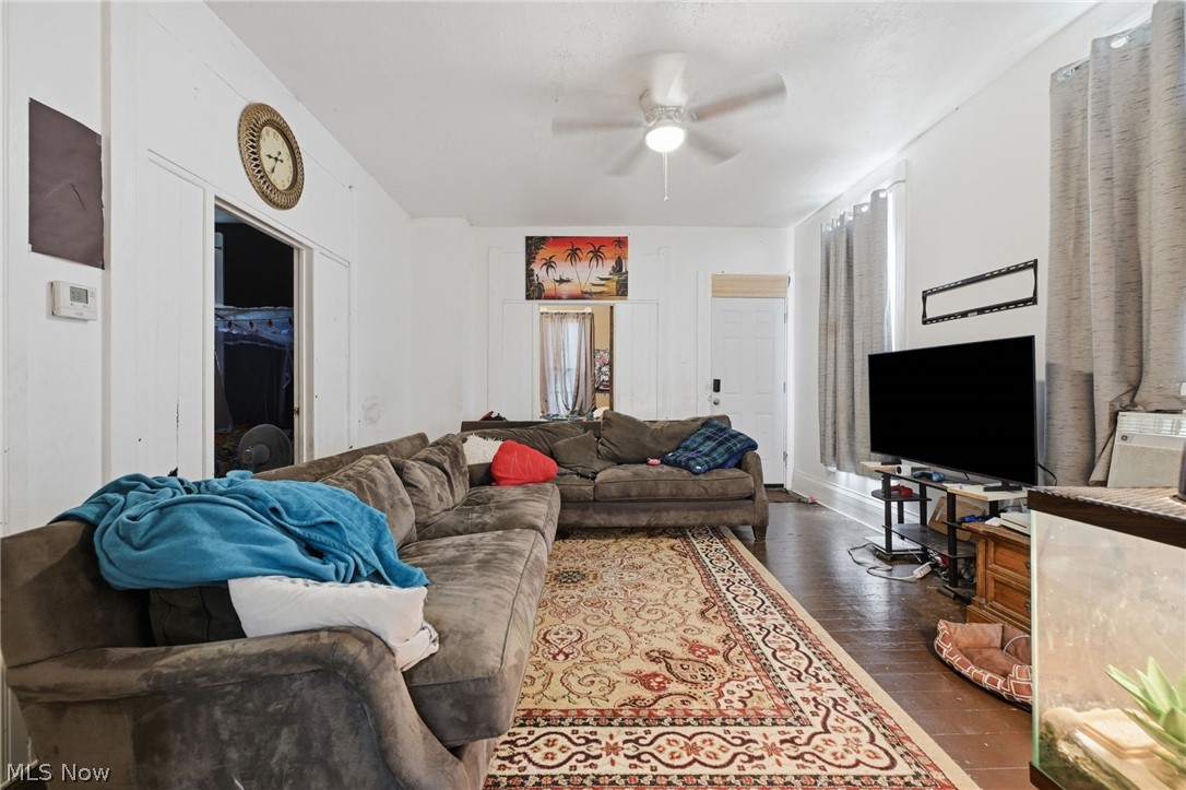 6701 Hope Avenue Cleveland OH 44102