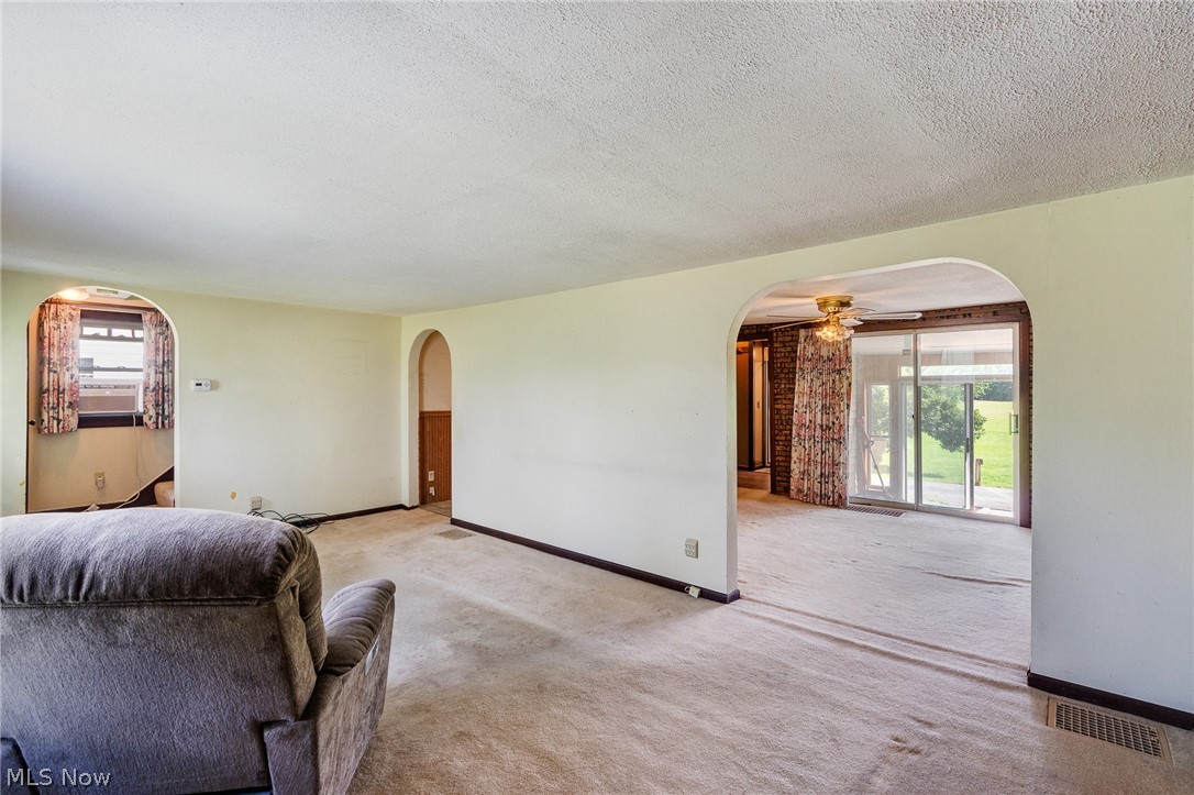 7846 Thompson Sharpsville Road NE Burghill OH 44404
