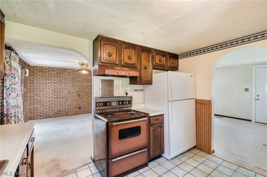 7846 Thompson Sharpsville Road NE Burghill OH 44404