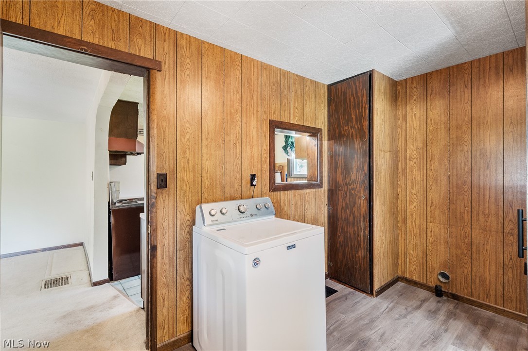 7846 Thompson Sharpsville Road NE Burghill OH 44404