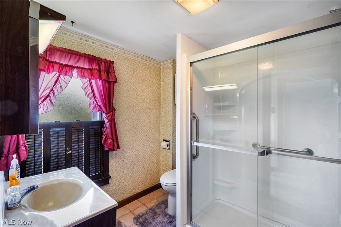 7846 Thompson Sharpsville Road NE Burghill OH 44404
